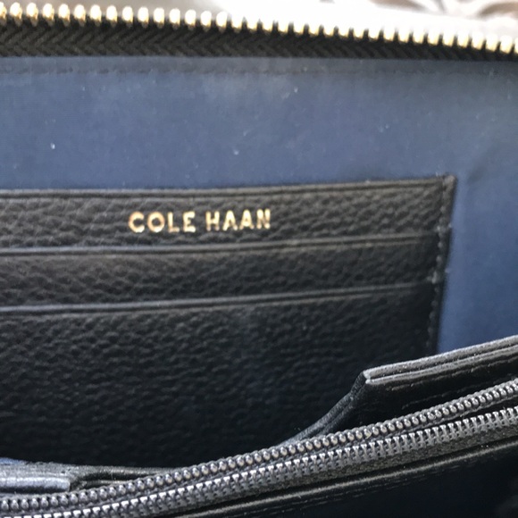 Vintage Cole Haan Wristlet Wallet Purse Black Pebble Leather - Picture 6 of 9